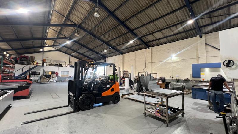 To Let commercial Property for Rent in Montague Gardens Western Cape